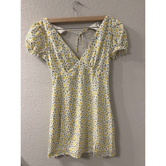 Princess Polly Womens‎ Kasey Mini Dress Size US 6 AU 10 Yellow Lemons Print NWT - Picture 1 of 5